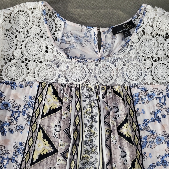 Suzanne Betro Crochet Lace Floral Multicolored Flowy Blouse Top 1X - Picture 5 of 8